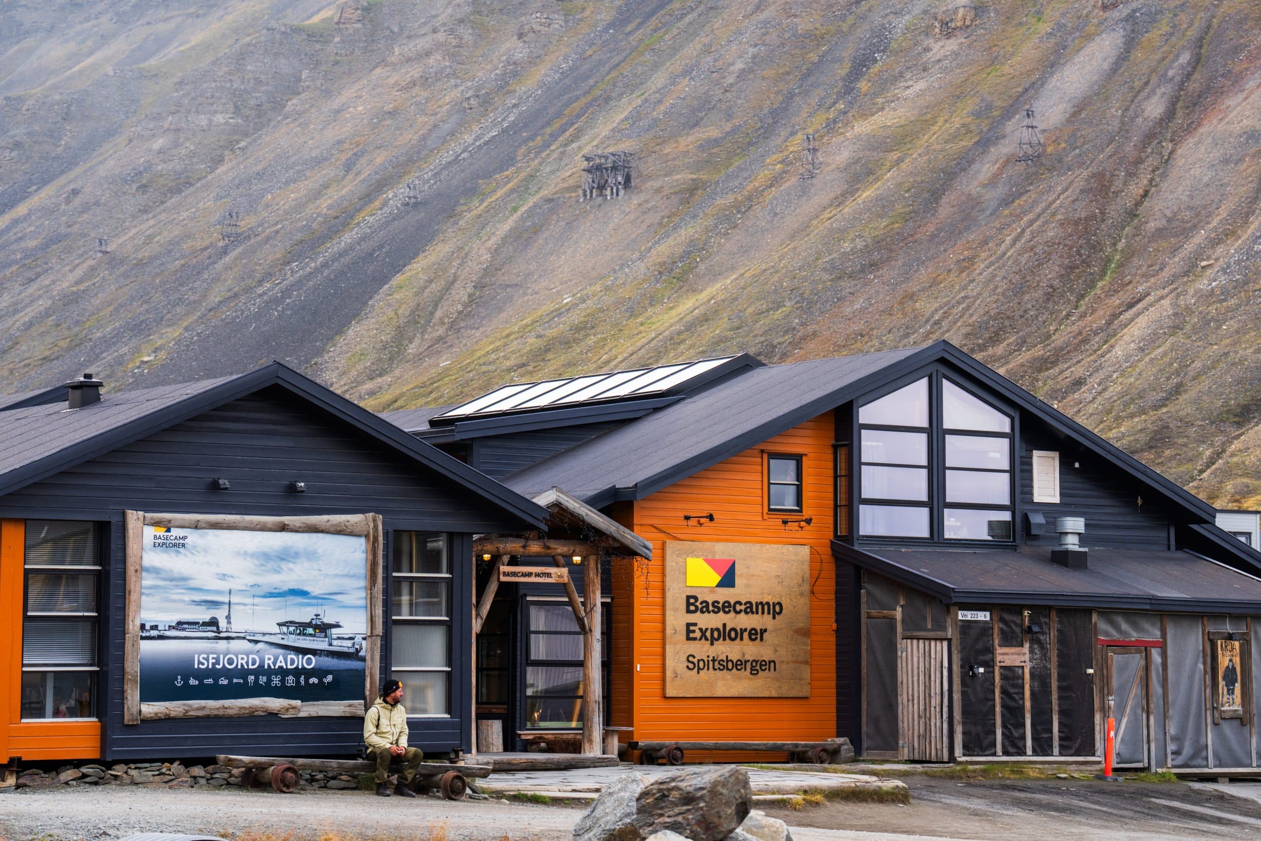 Basecamp Hotel