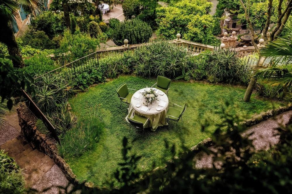 Hotel de Russie gallery