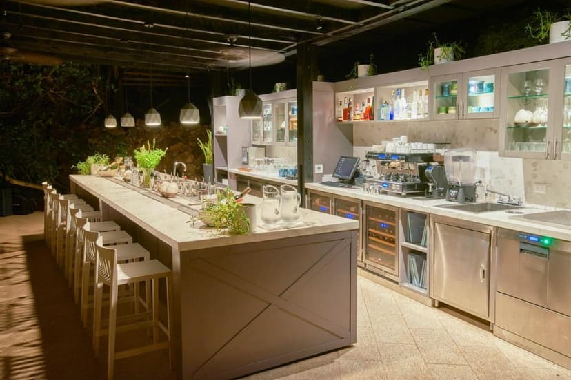 The restaurant