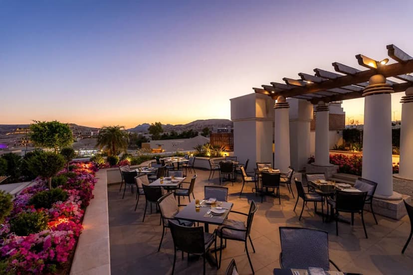 Al Ghadeer Roof Garden