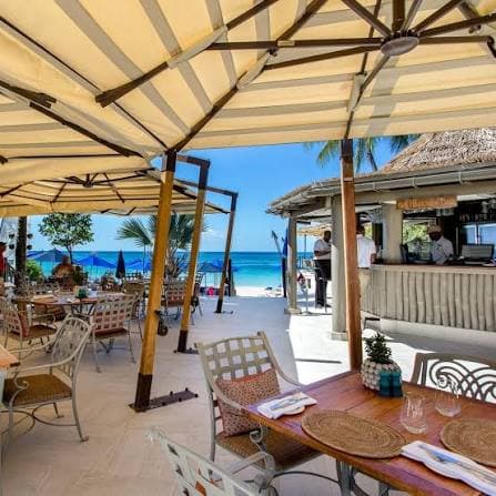 Harold’s Beach Bar
