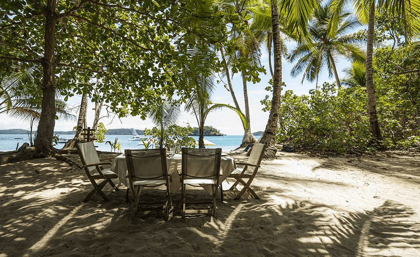 Beach dining