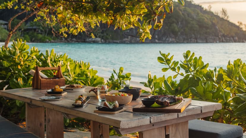 Beach dining