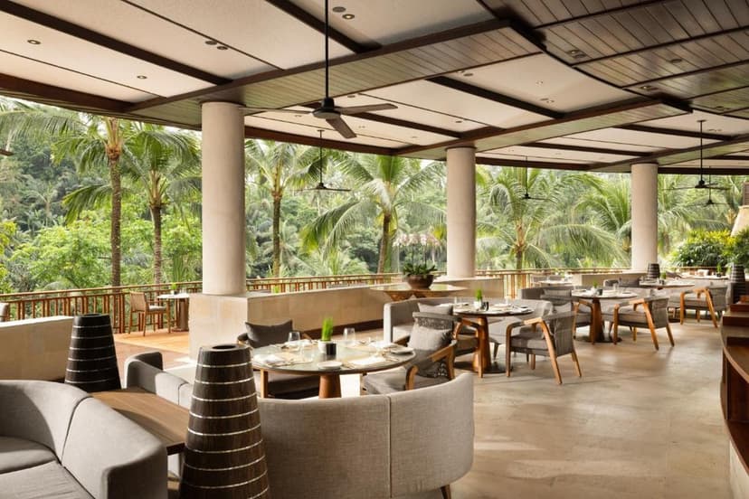 Riverside Café