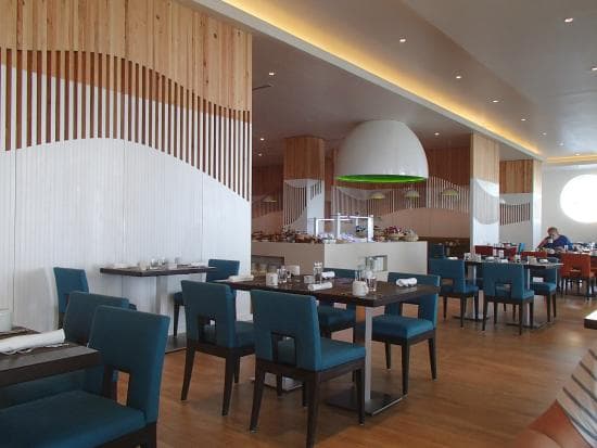 Main Buffet