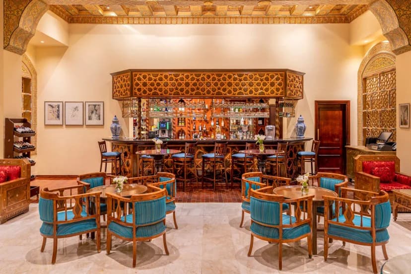 Al Maqa’ad Bar