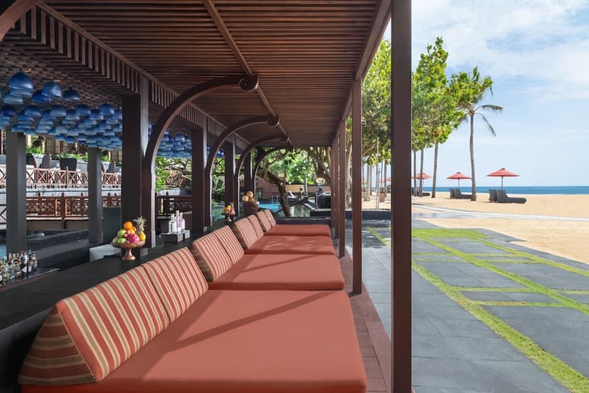 Vista Bar