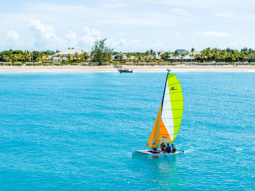 Scuba & sailing: Twenty-plus dive sites.