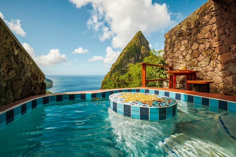 Open-wall suites: Private heated plunge pools.