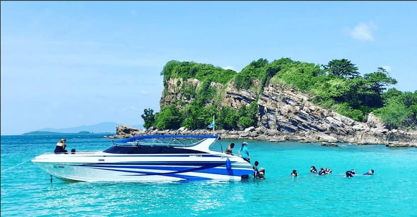Angthong Marine Park: Snorkel trips and island excursions.