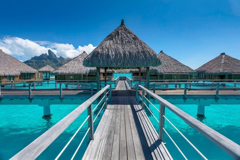 Experience 3: The largest overwater villas