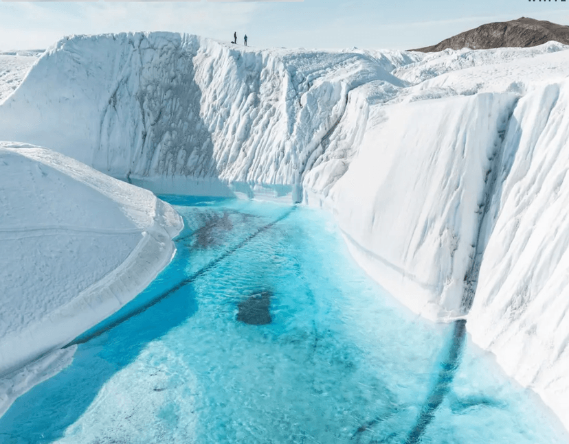 Experience: Blue rivers and ice tunnels