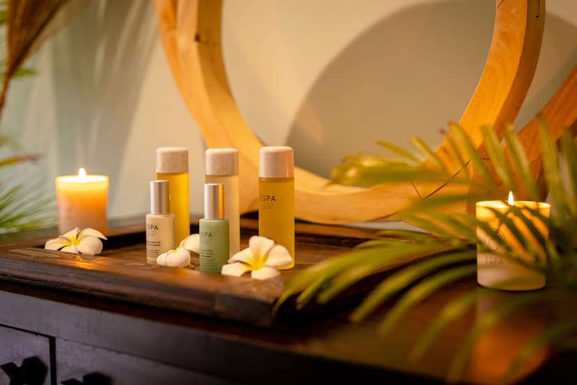 CARA / ESPA spa: Treatments over the sea.