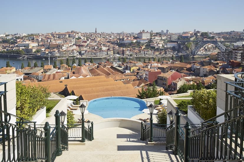 Experience: The port-lodge district