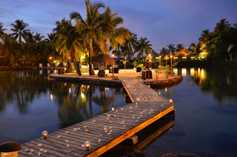 Experience 5: Papeete & the market
