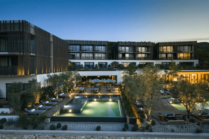 Hero / card image: Maslina Resort