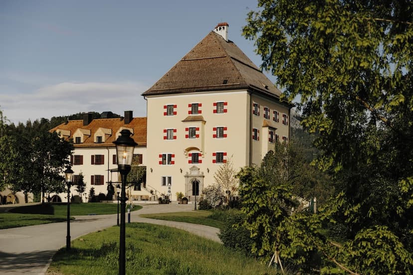 Hero / card image: Rosewood Schloss Fuschl