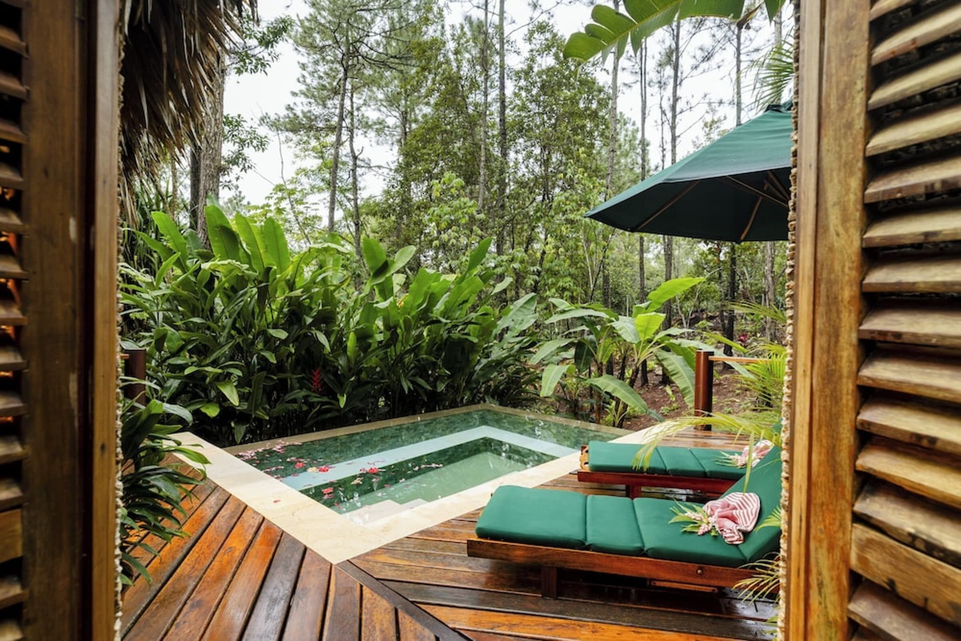 Blancaneaux Lodge gallery