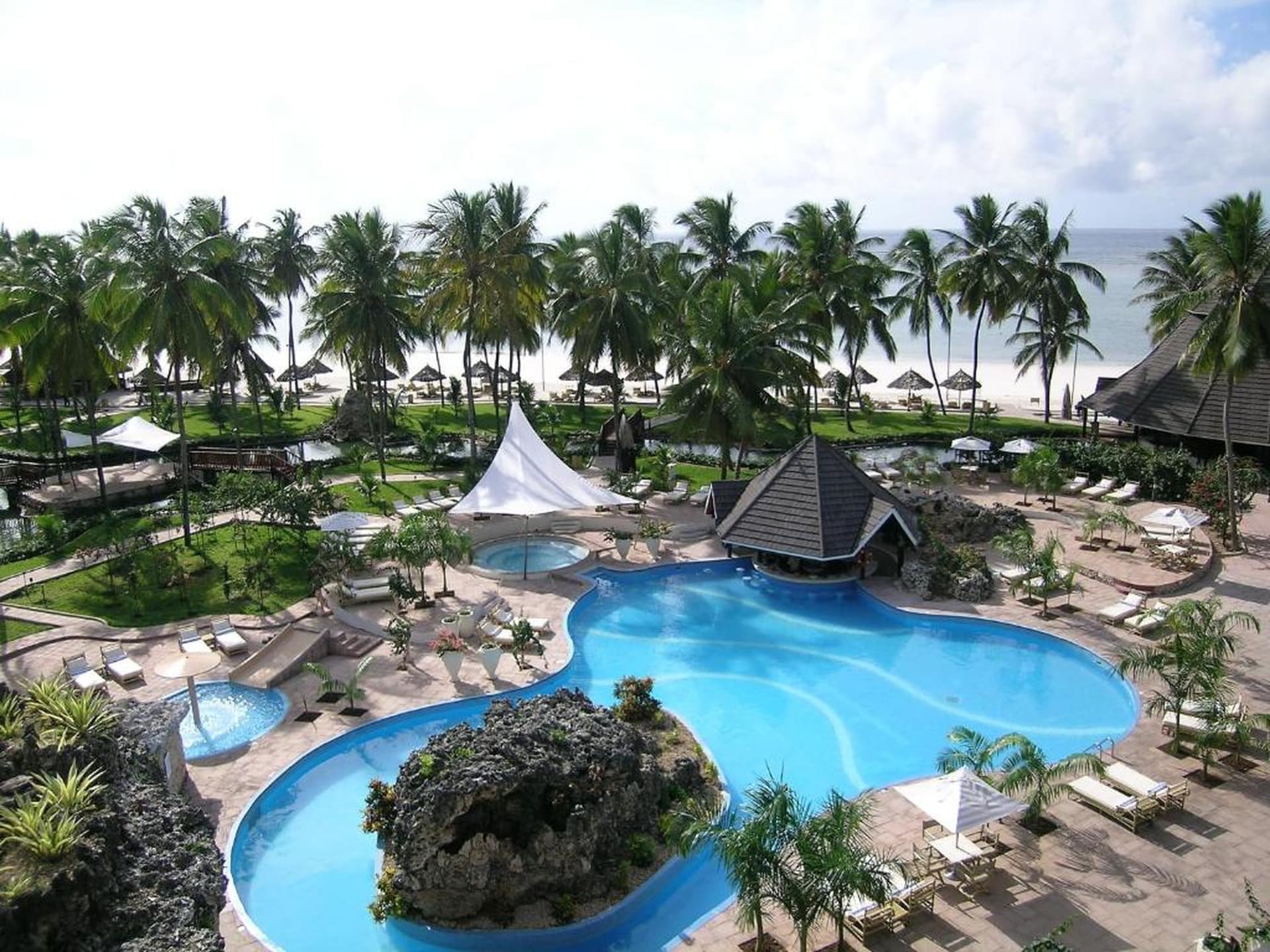 Diani Reef Beach Resort & Spa gallery