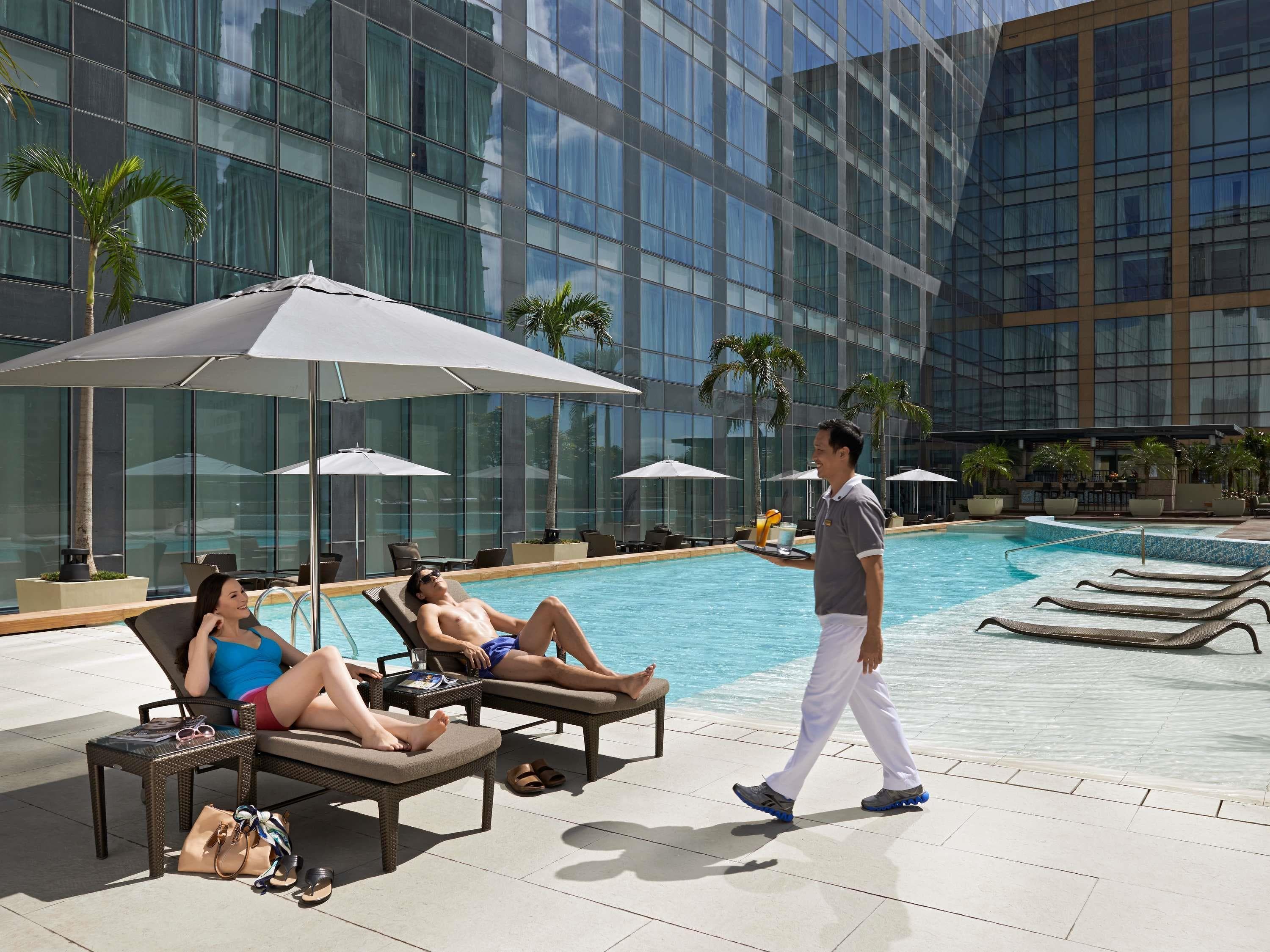 Fairmont Makati gallery