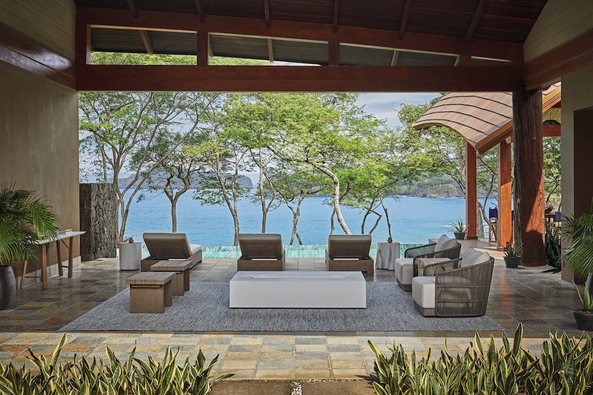 Four Seasons Resort at Peninsula Papagayo gallery