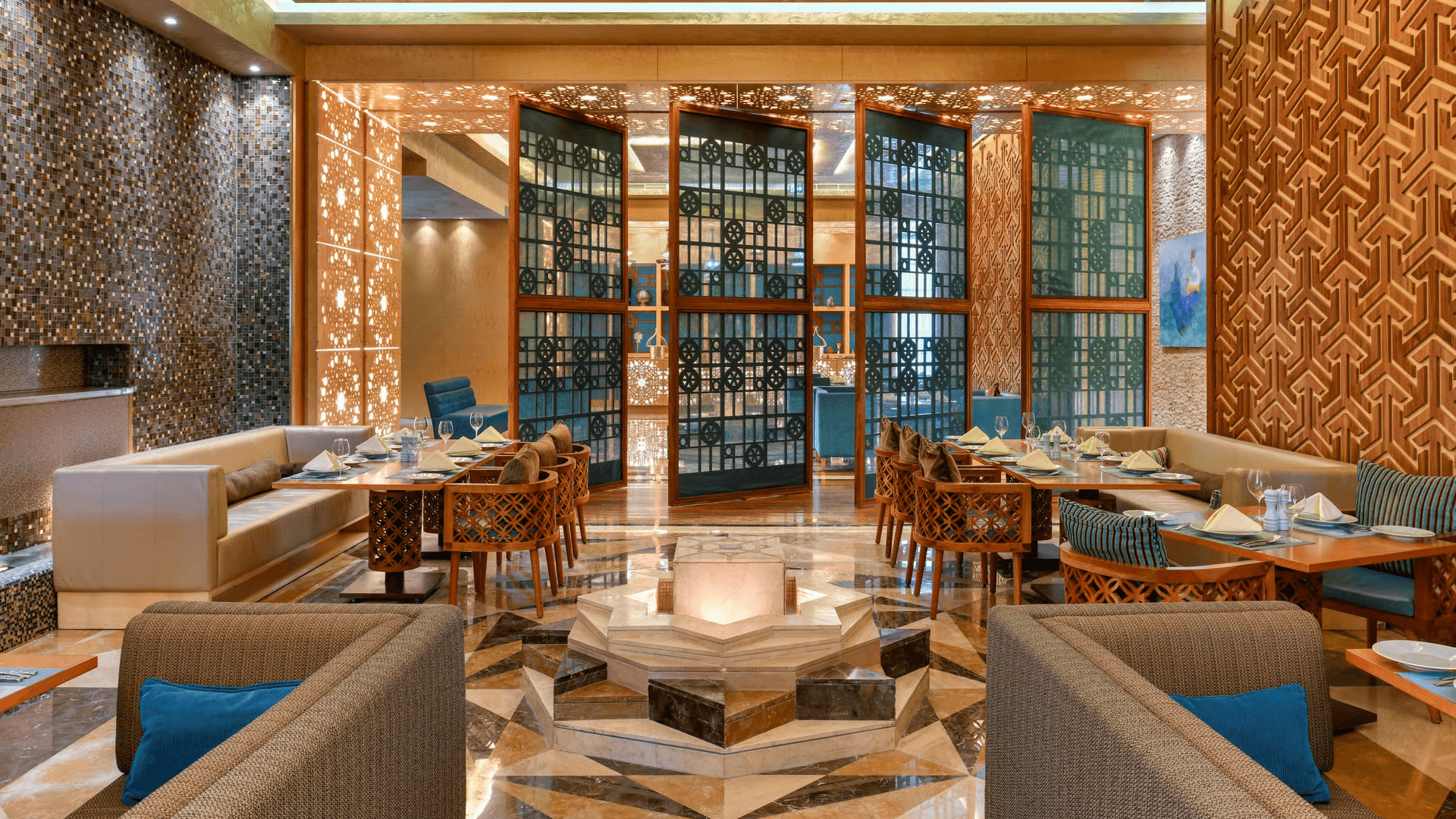 Marsa Malaz Kempinski, The Pearl gallery