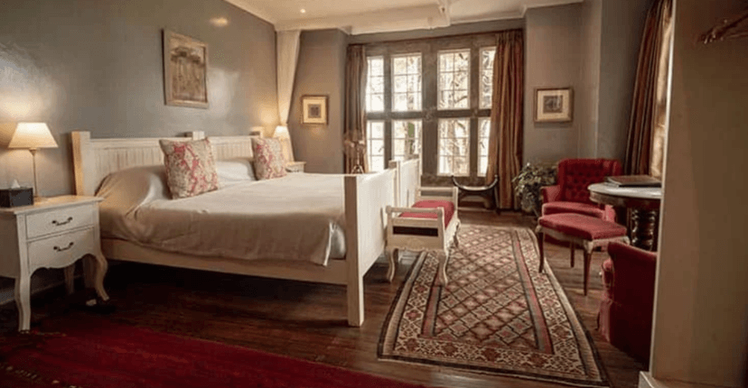 Garden Manor Room