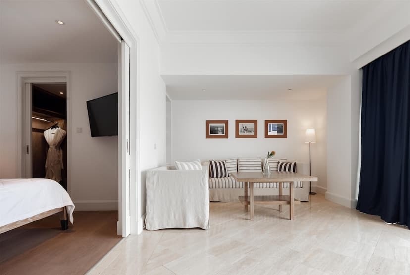 Helios Room