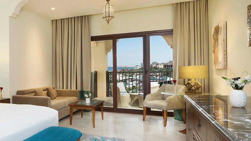 Deluxe Family Room (Interconnecting)