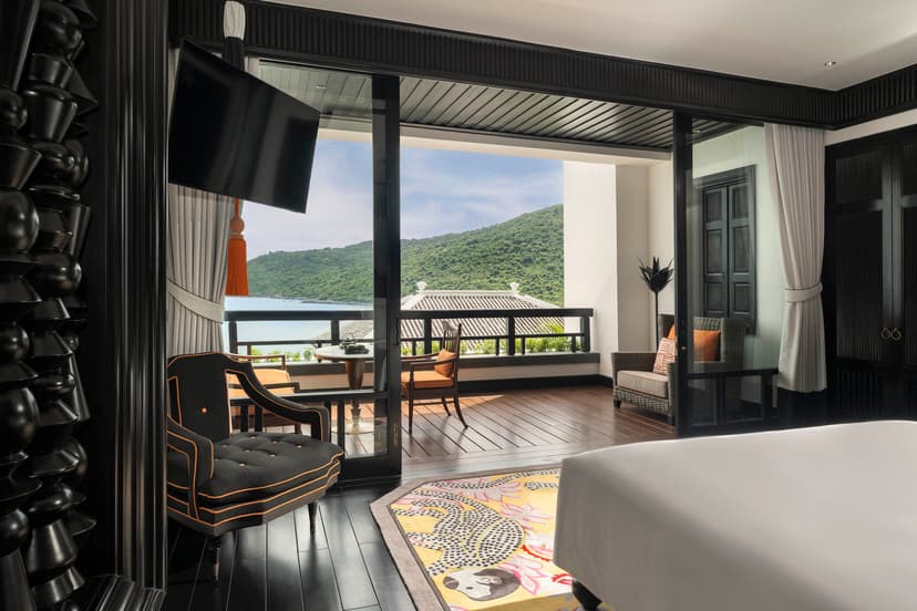 Seaside Villa on the Rocks