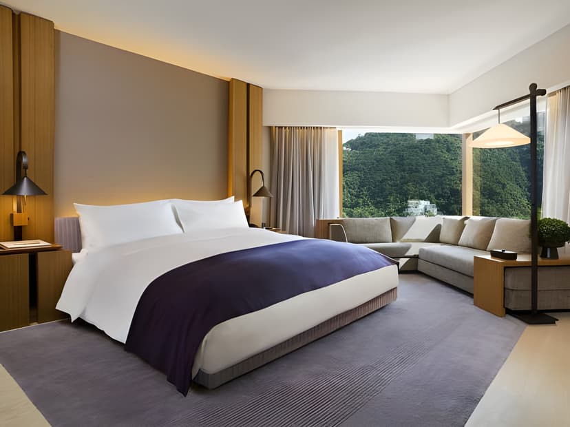 Upper Suite