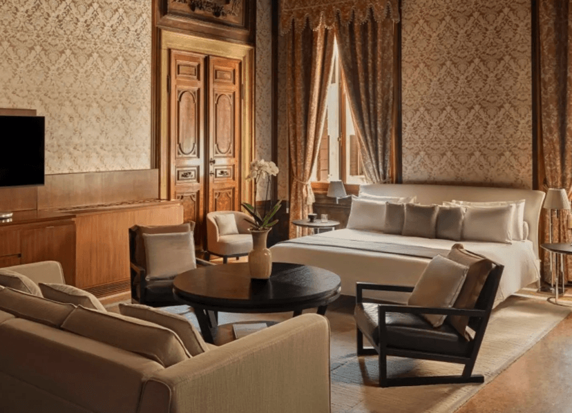 Signature Room