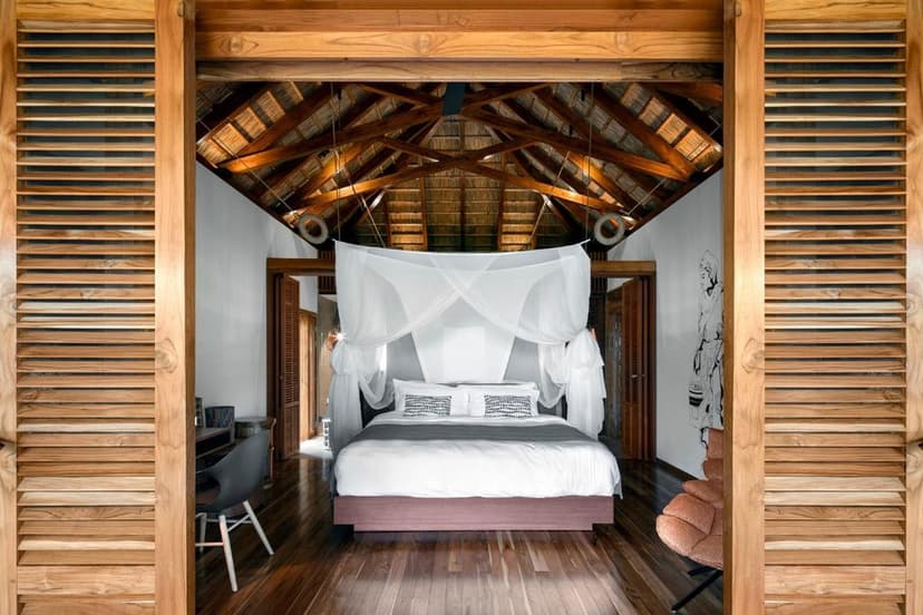 Ocean-Front Suite
