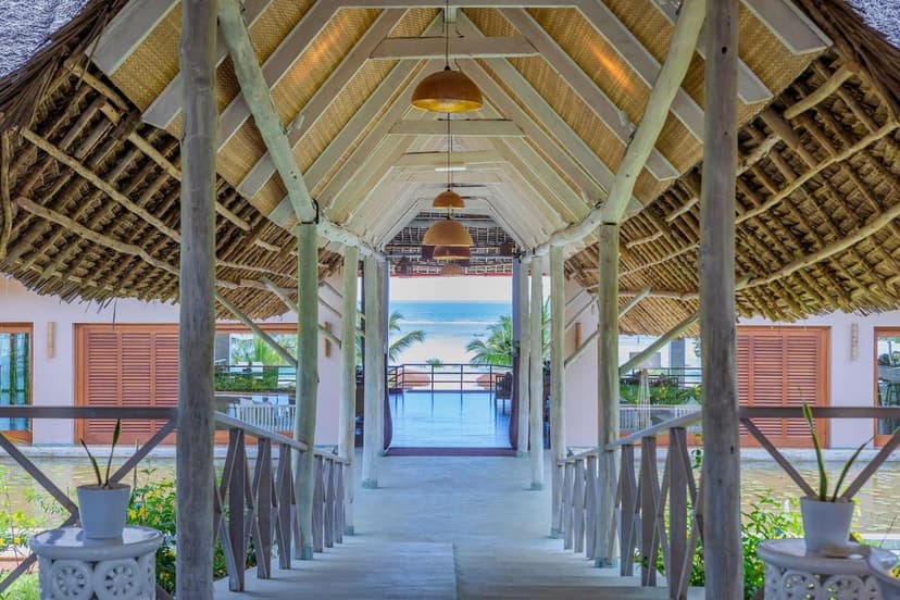 Romance Ocean-Front Pavilion