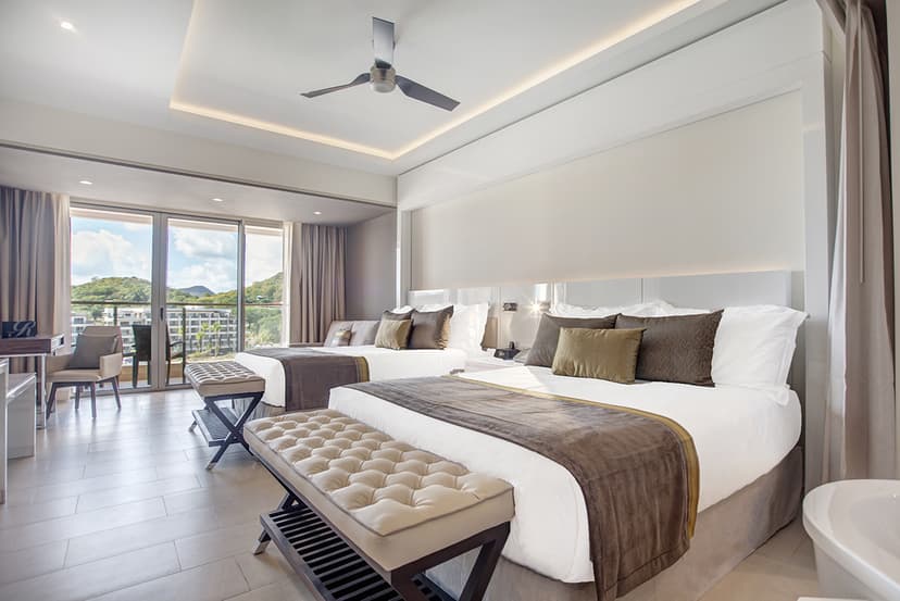 Luxury Junior Suite Diamond Club
