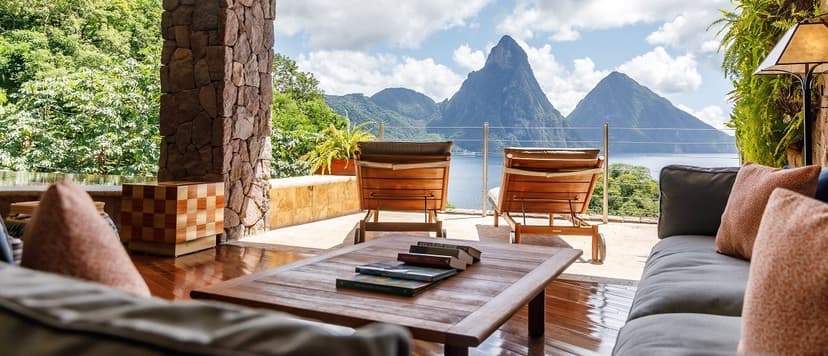 SUN Infinity Pool Sanctuary