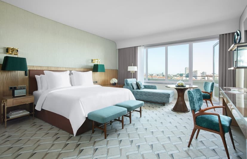 Ritz Suite