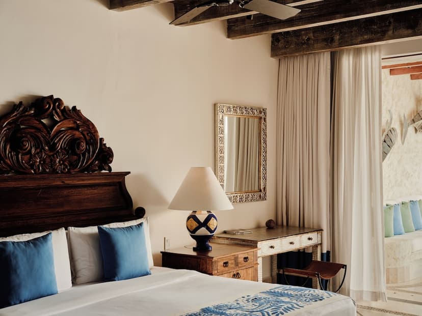 Residences & Penthouses
