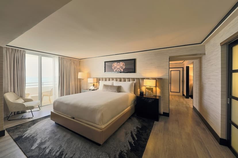Oceanfront Presidential Suite