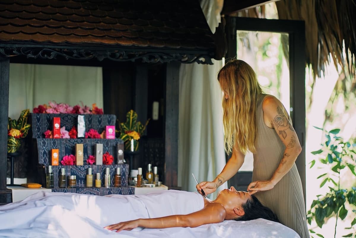 Blancaneaux Lodge spa