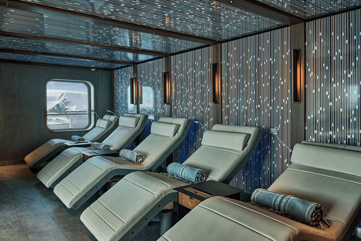 Silver Endeavour spa