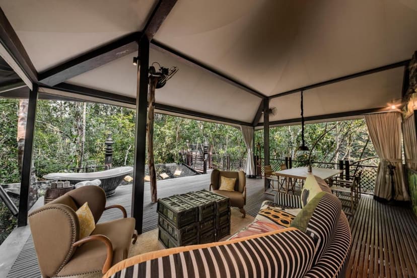 In-tent dining