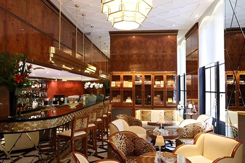 Lobby Bar