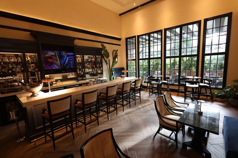 Lobby Bar & Terrace