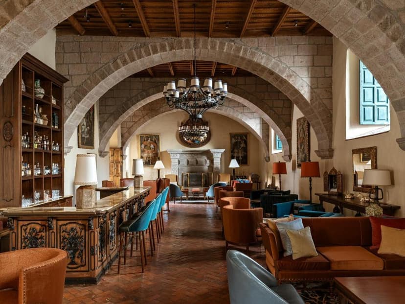 Lobby Bar