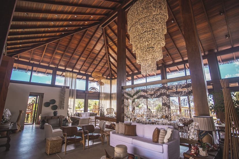 Beach & pool bar