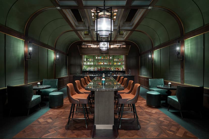 Bar Jade