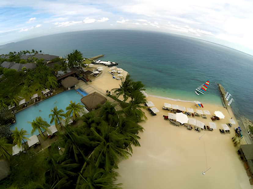 Cebu diving & island-hopping: The Hilutungan and Olango marine sanctuaries.