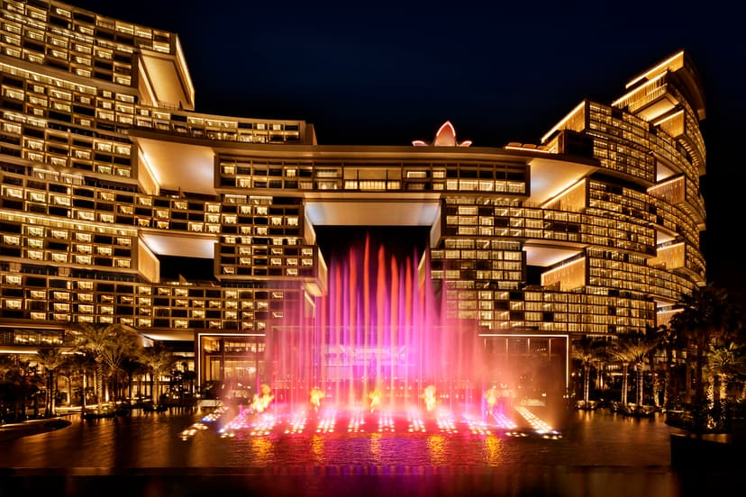 Skyblaze fountain: A permanent fire-and-water performance.