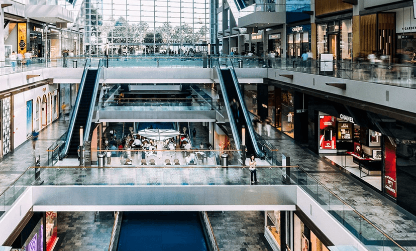 The Shoppes: Luxury retail and Sampan canal rides.